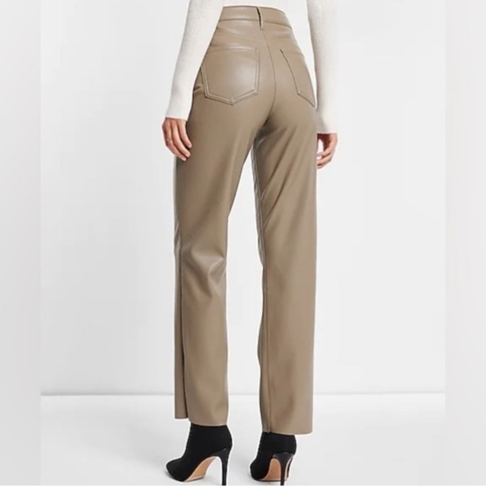 Express Super High Waisted Faux Leather Modern Straight Pant Sz 8 Regular